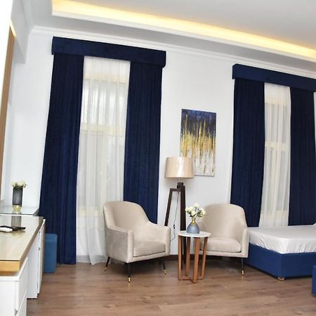 Ultra Loaloa Nile Maadi Hotel Cairo Exterior foto