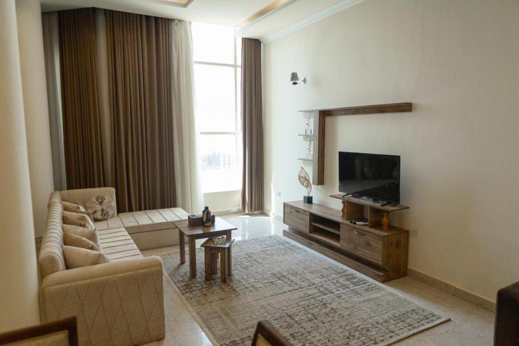 Ultra Loaloa Nile Maadi Hotel Cairo Exterior foto